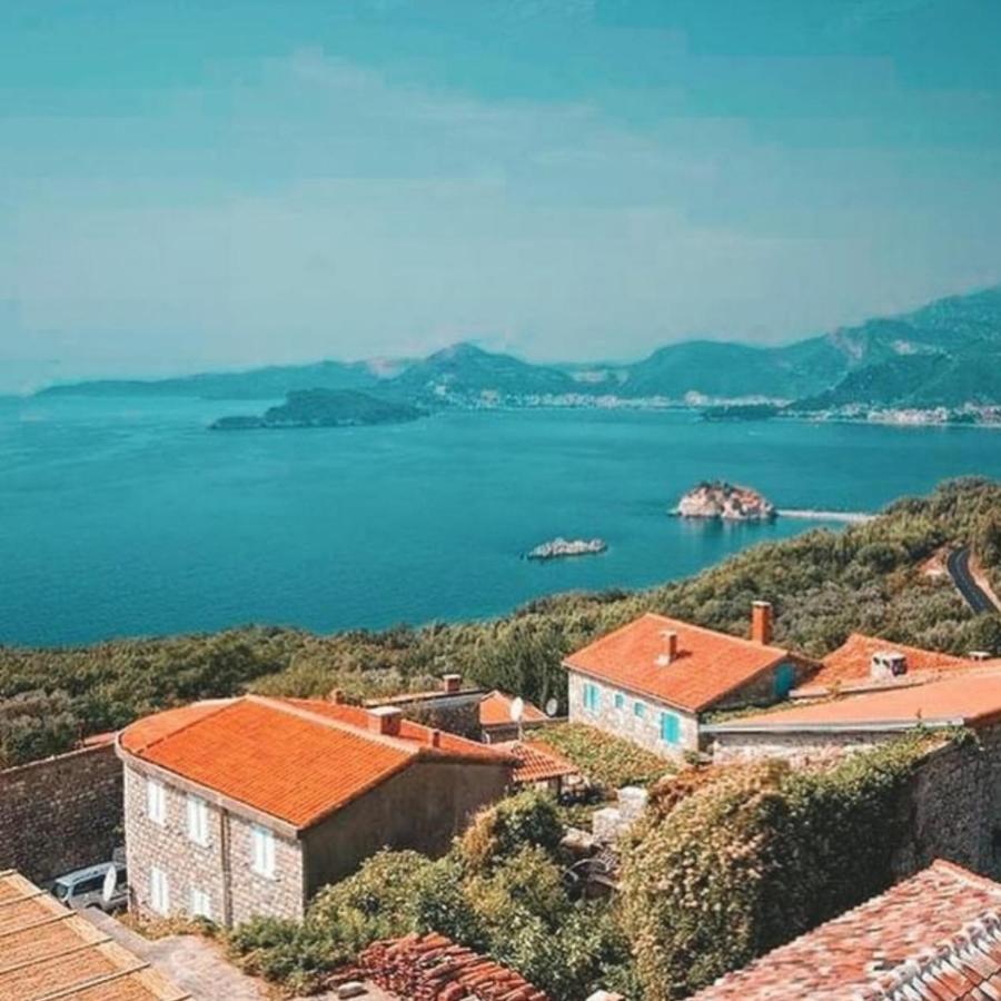 Apartments Dragisic Ilha Sveti Stefan Exterior foto