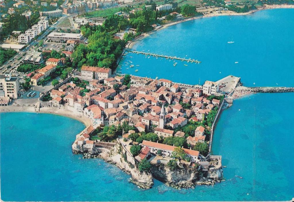 Apartments Dragisic Ilha Sveti Stefan Exterior foto